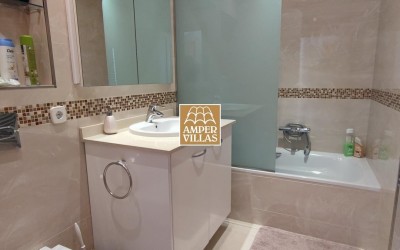 Фантастическая вилла с панорамным видом на море..